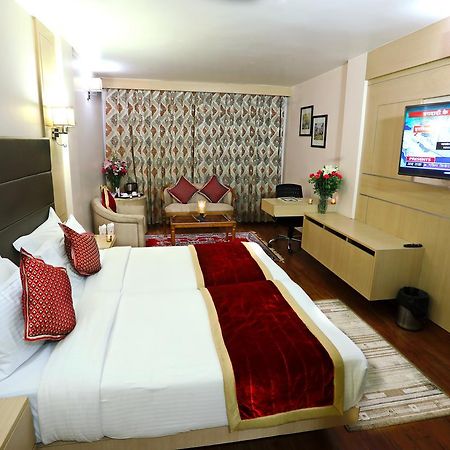 Hotel Sunbeam Chandigarh Exterior photo
