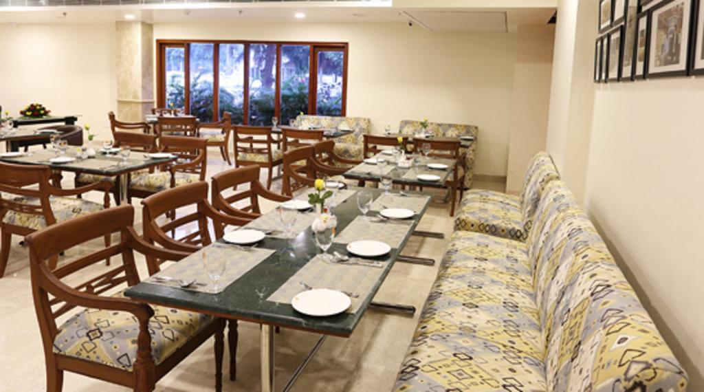 Hotel Sunbeam Chandigarh Exterior photo