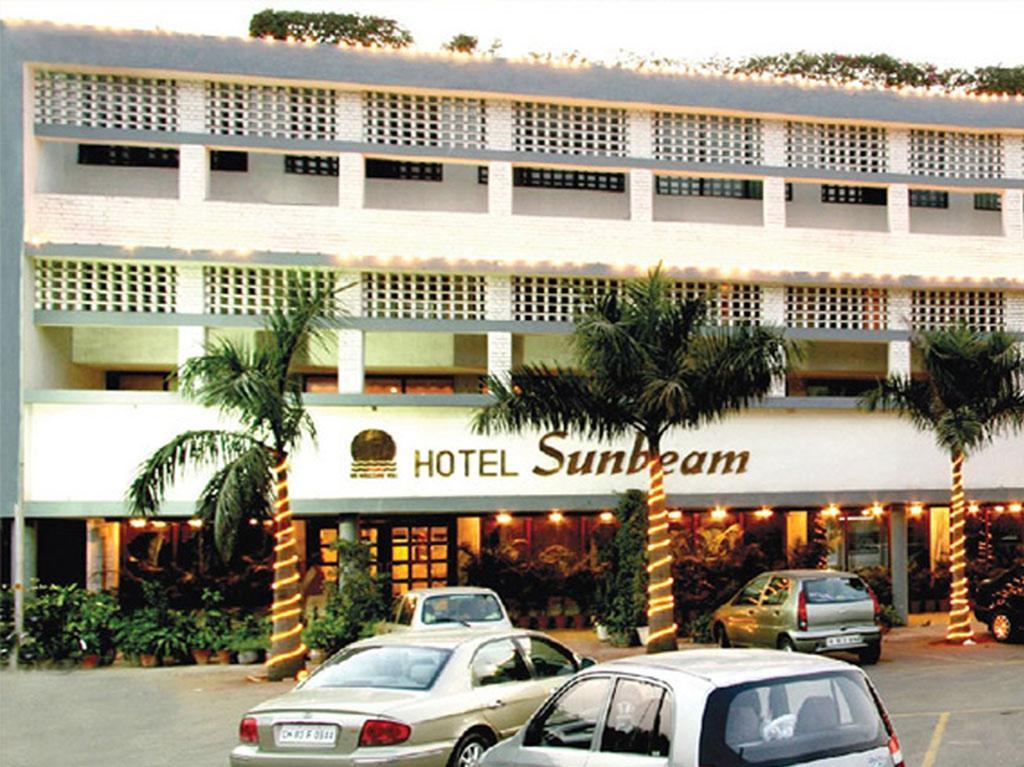 Hotel Sunbeam Chandigarh Exterior photo