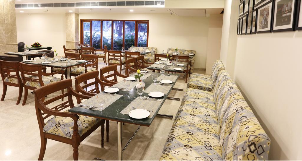 Hotel Sunbeam Chandigarh Exterior photo