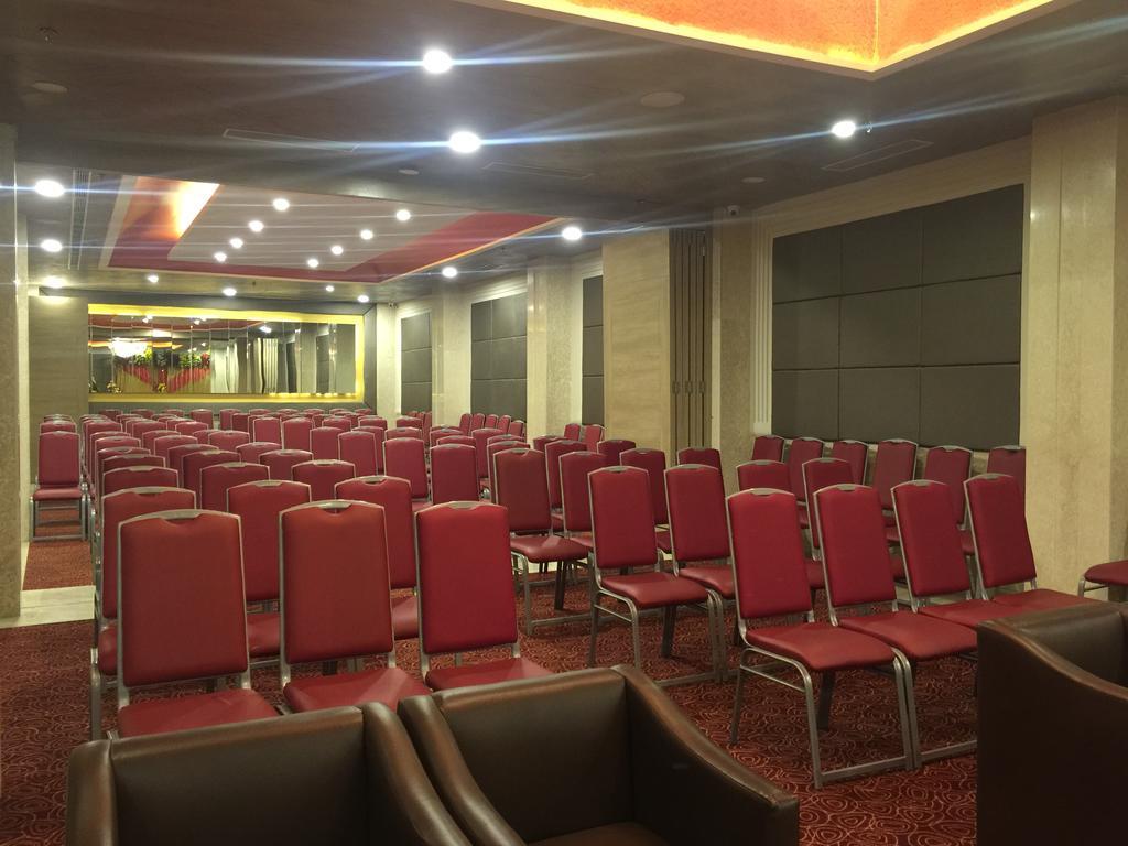 Hotel Sunbeam Chandigarh Exterior photo